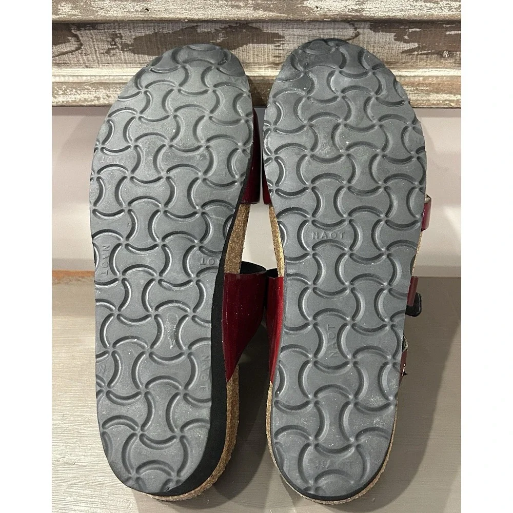 Naot Women's Size 38 US‎ 7 Wedge Sandals Red Leather Double Strap Buckle